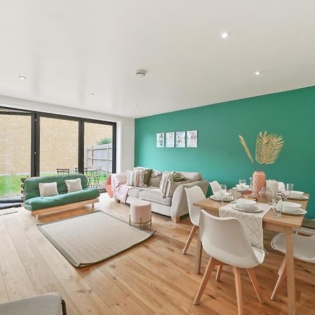Lovely 4 Bed With Ensuite Free Wifi Off Street Parking In Sutton Morden  Zewnętrze zdjęcie