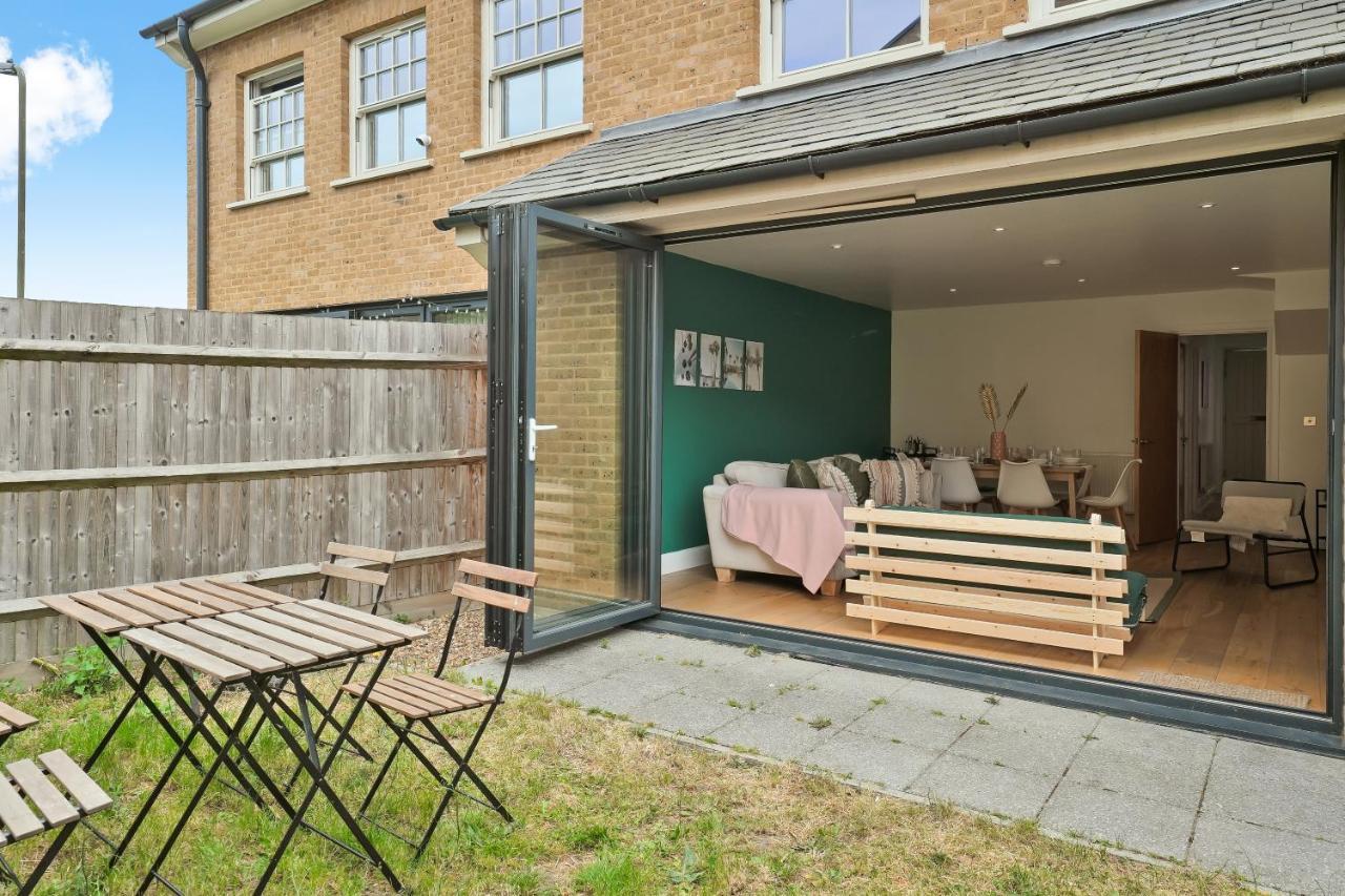 Lovely 4 Bed With Ensuite Free Wifi Off Street Parking In Sutton Morden  Zewnętrze zdjęcie