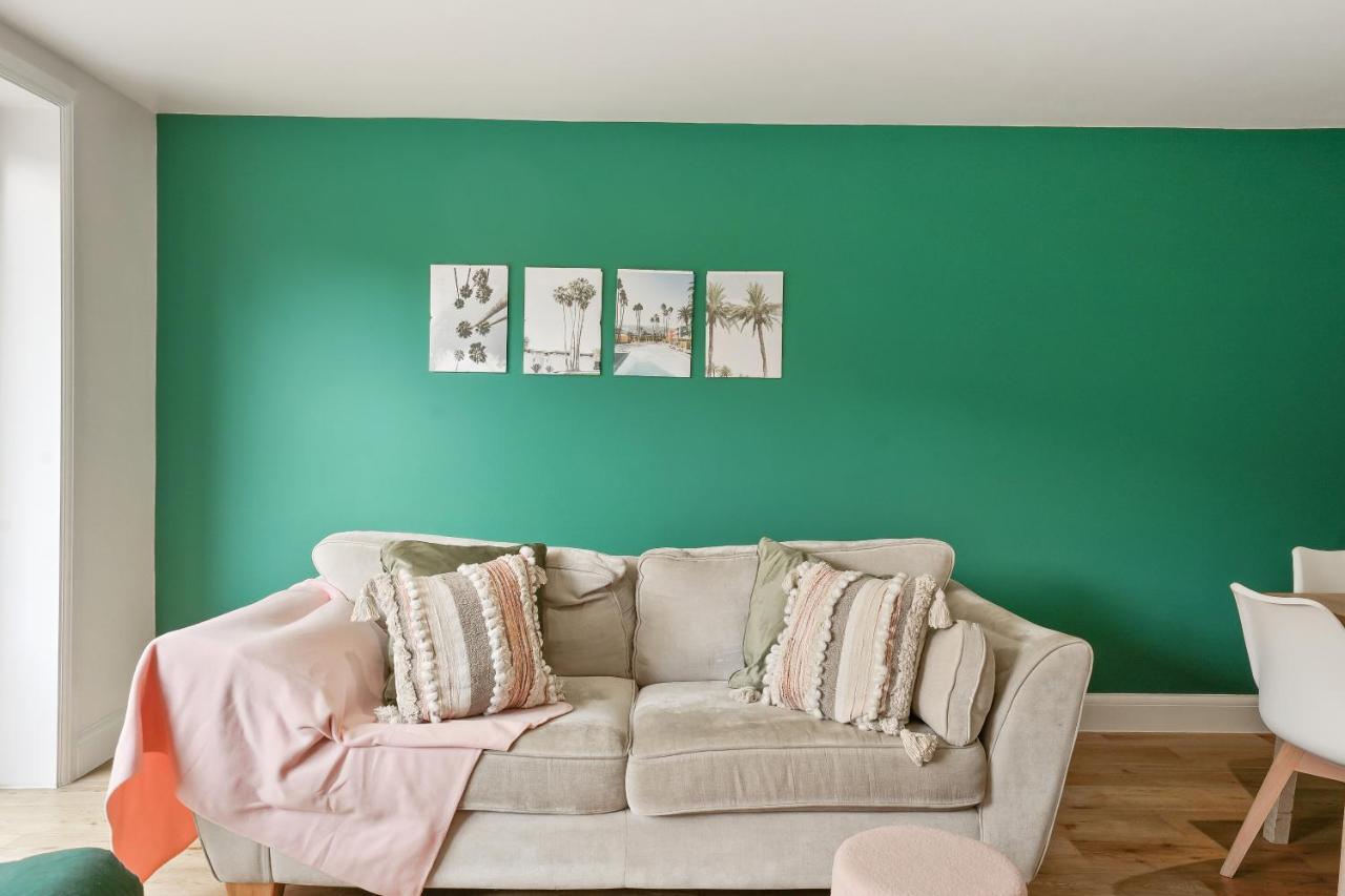Lovely 4 Bed With Ensuite Free Wifi Off Street Parking In Sutton Morden  Zewnętrze zdjęcie